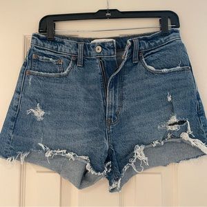 Abercrombie curve love high rise mom shorts